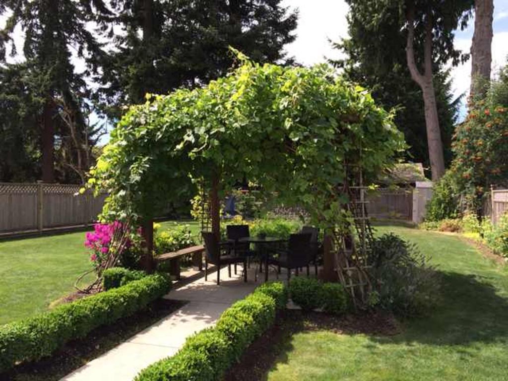 Imperial House Bed & Breakfast Burnaby Exterior foto